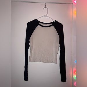 Long sleeve baseball shirt